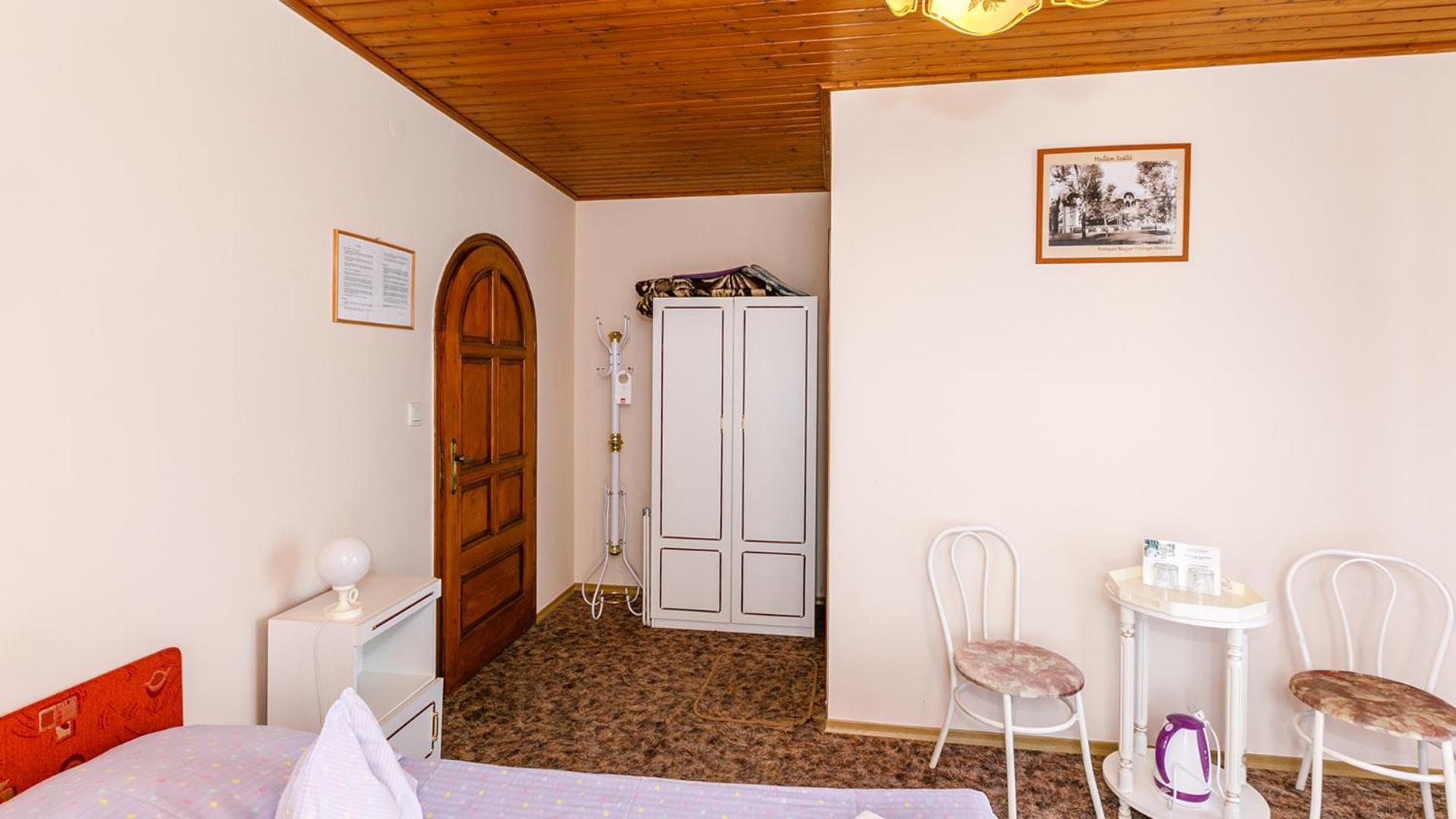 Steinhaus Bed & Breakfast Keszthely Exteriör bild