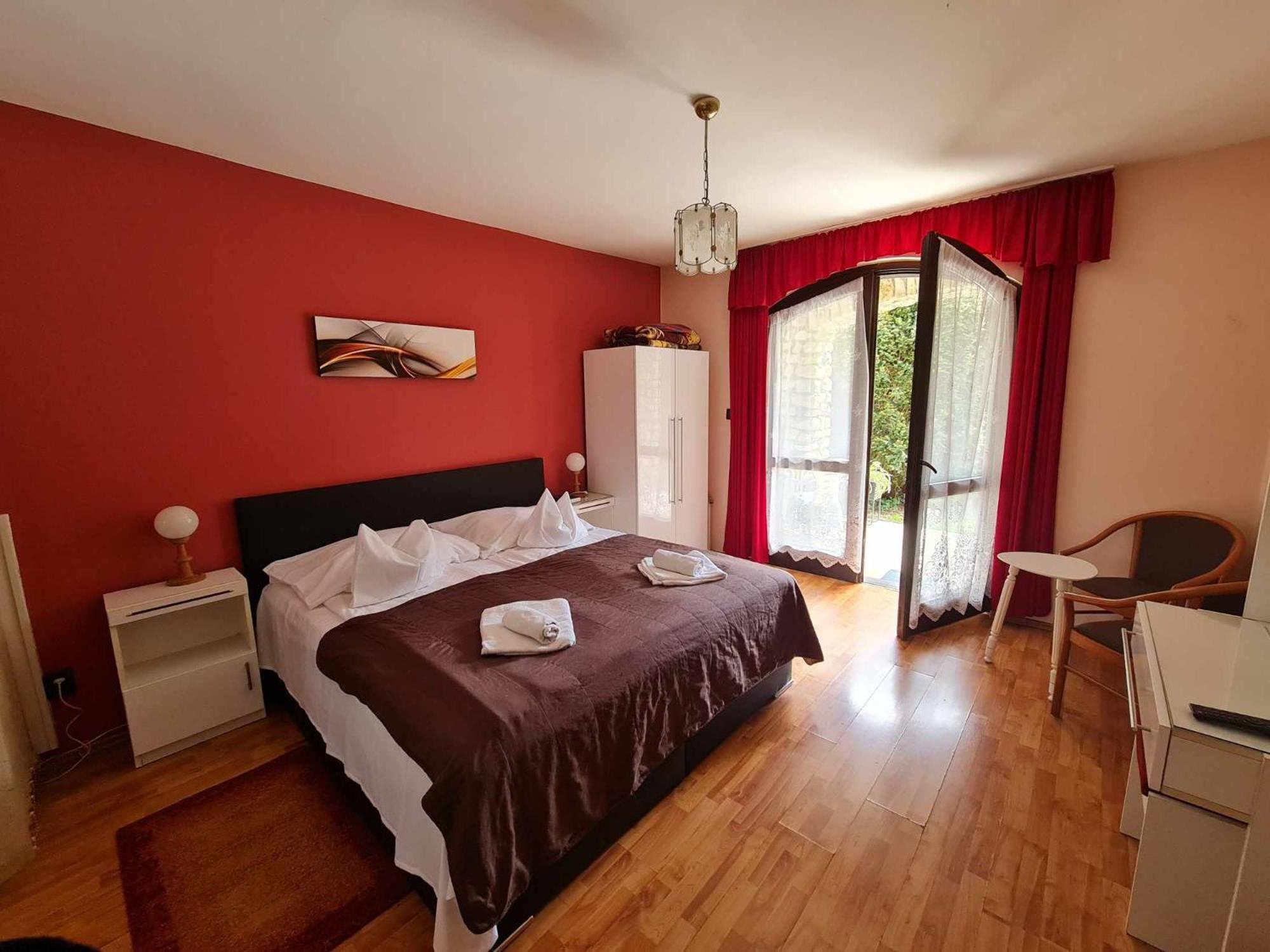 Steinhaus Bed & Breakfast Keszthely Exteriör bild