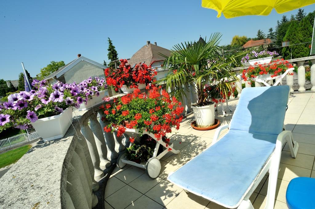 Steinhaus Bed & Breakfast Keszthely Exteriör bild